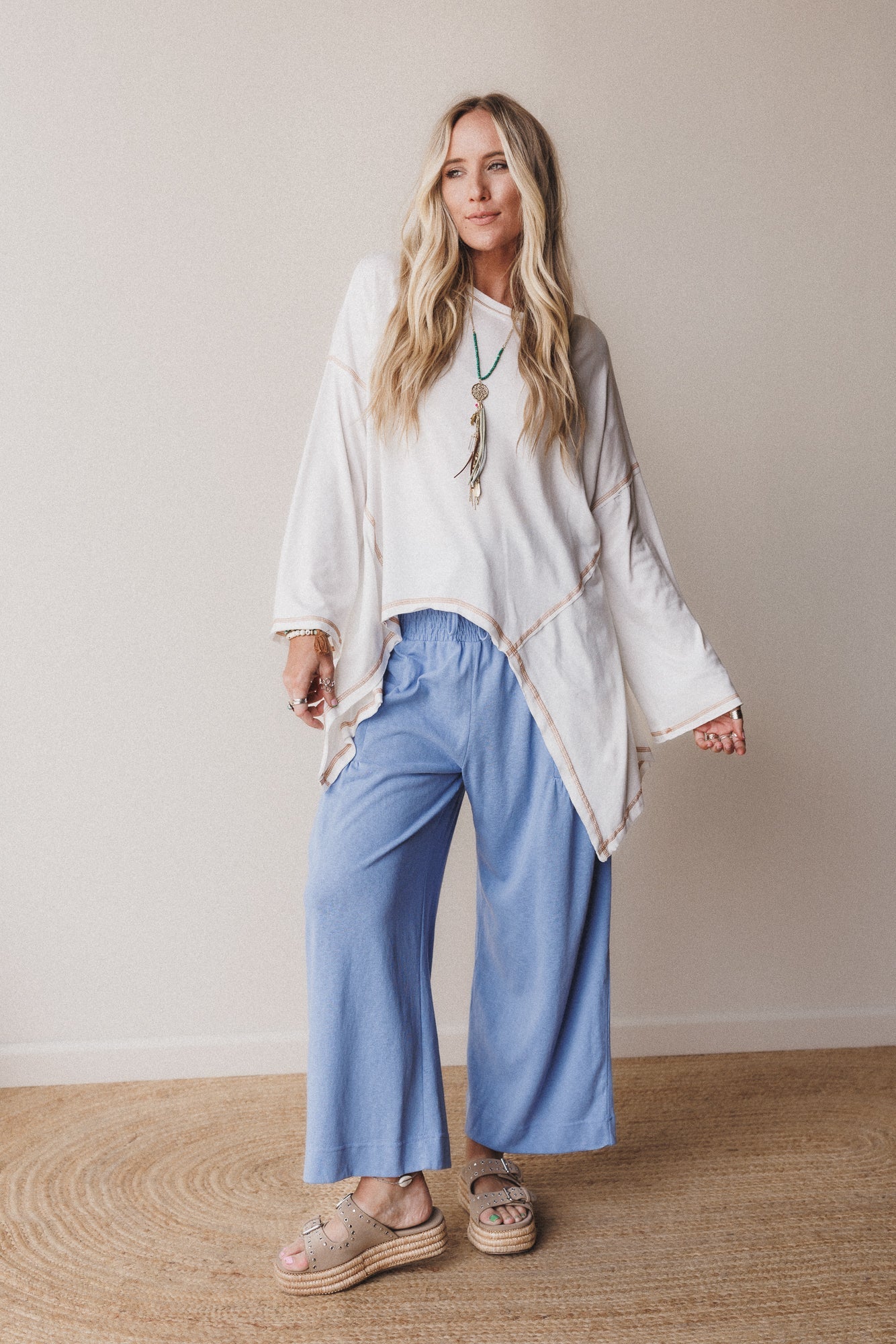 Solana Solid Wide Leg Pants - Blue