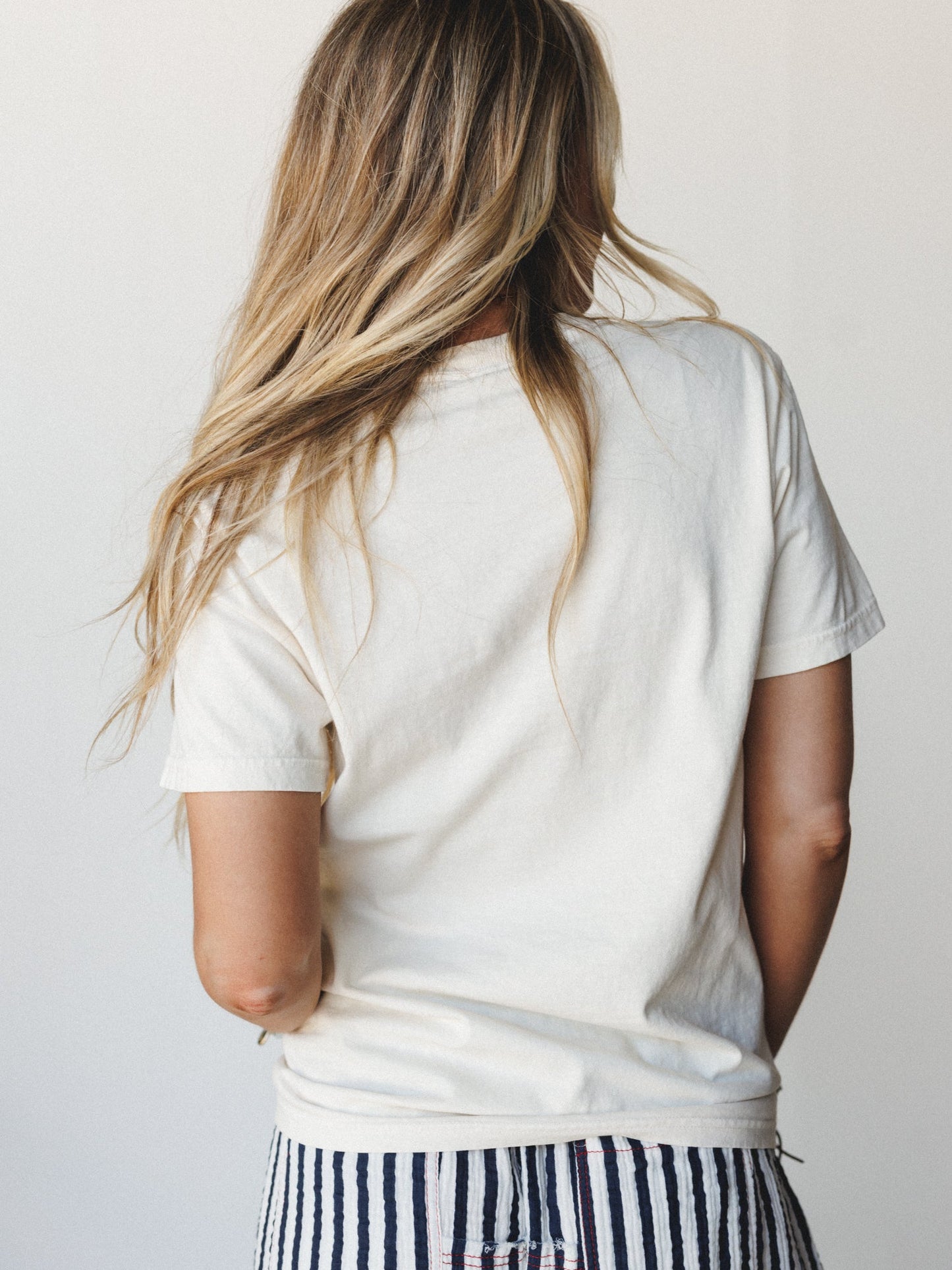 The Nest Stay Wild Graphic Tee - Ivory