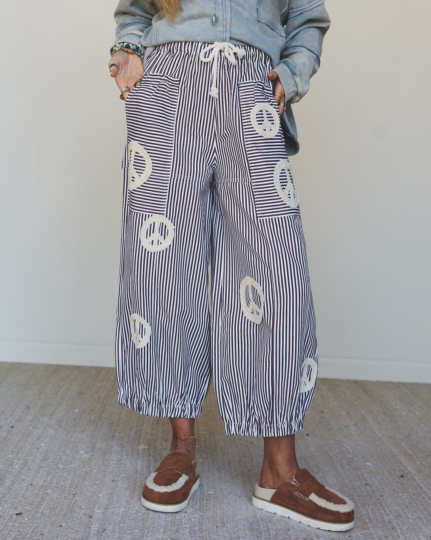 Peace Out Stripe Jeans - Brown
