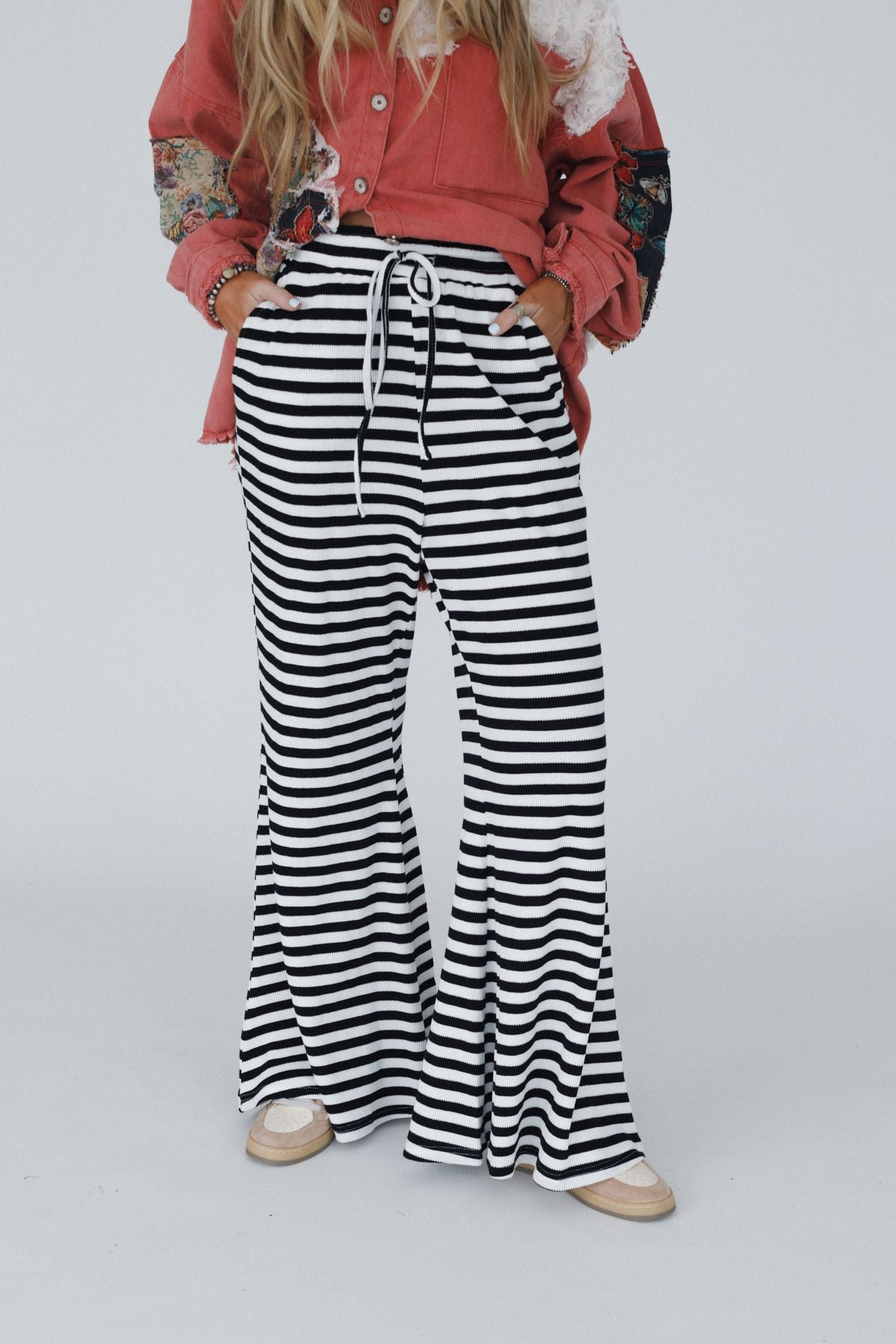 Sunset Stride Striped Pants - Black