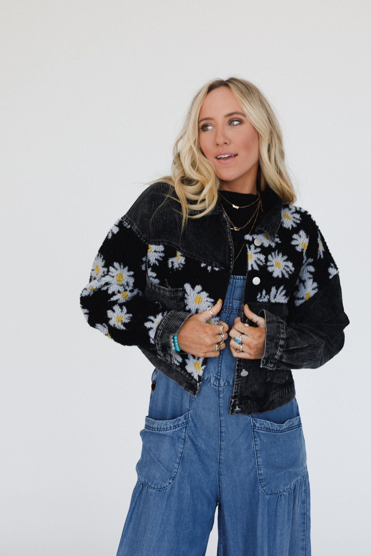 Just Dreaming Daisy Jacket - Black